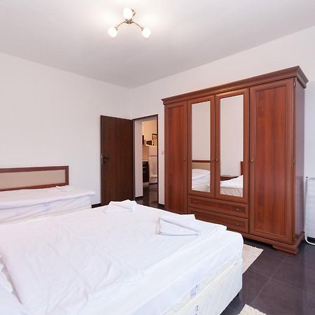 Central Beach Guest Rooms Burgas Exterior photo