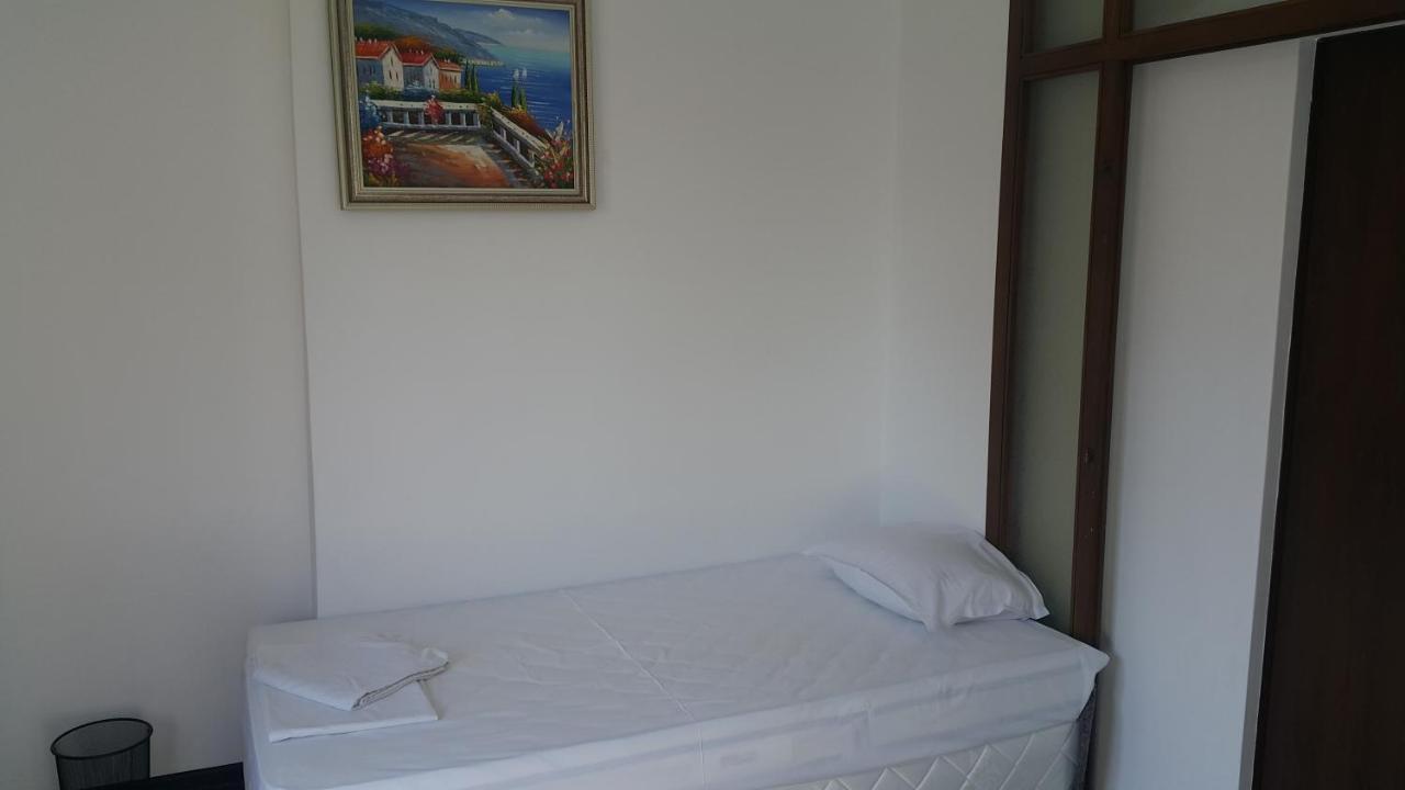 Central Beach Guest Rooms Burgas Exterior photo