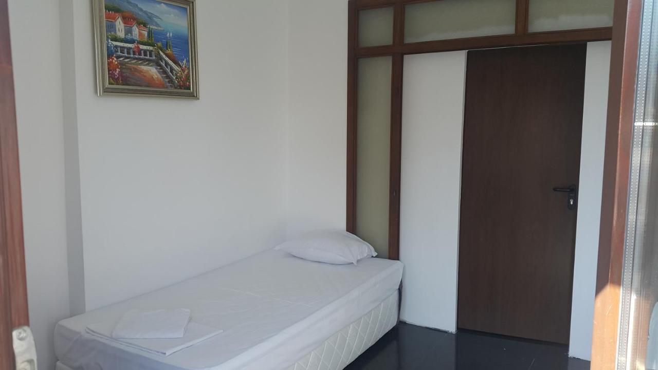 Central Beach Guest Rooms Burgas Exterior photo